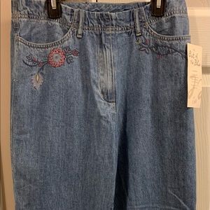 J.Jill Embroidered Pull On Jeans Size 8 NWT